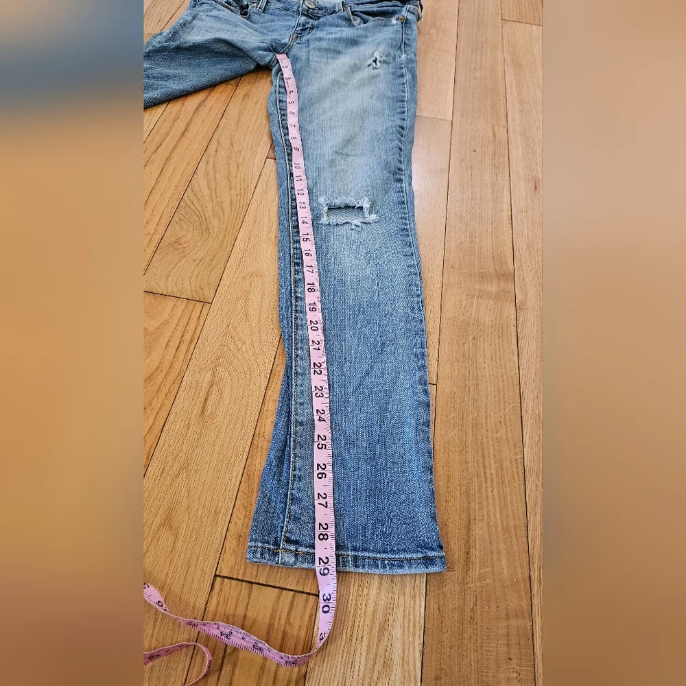 American Eagle Outfitters Light Blue Distressed Skinny Jeans Size 8 Short - Picture 4 of 8